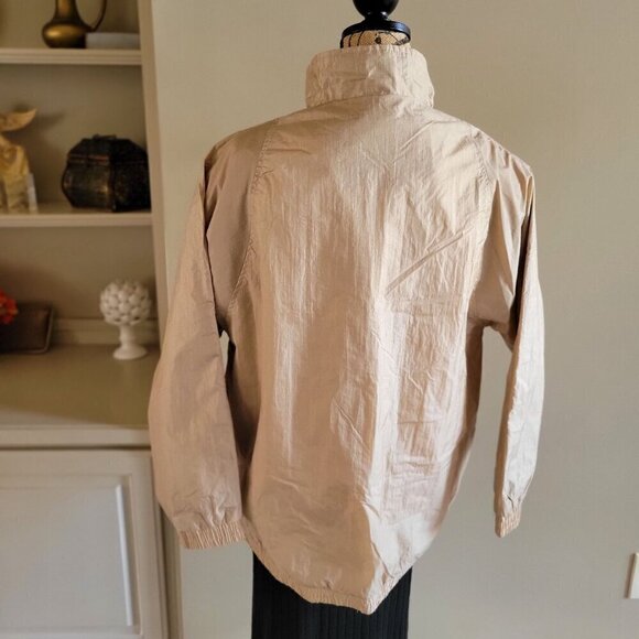Vintage Tudor Court  by Haband Beige  Snap up  Nylon Windbreaker Jacket  L - Picture 2 of 9